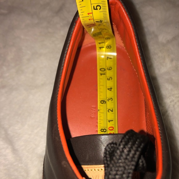 Men’s Louis Vuitton Sneakers - Picture 8 of 8